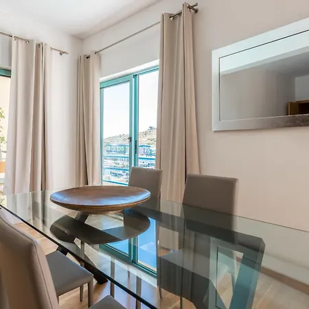 Luxury 1 Bedroom Apartment, Marina De Albufeira4 公寓 *